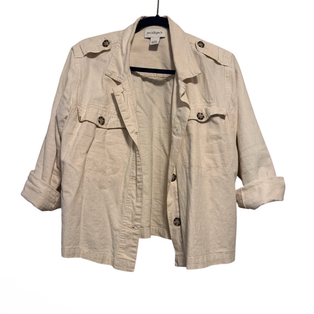Peck & Peck Cream Button-Front Utility top size M